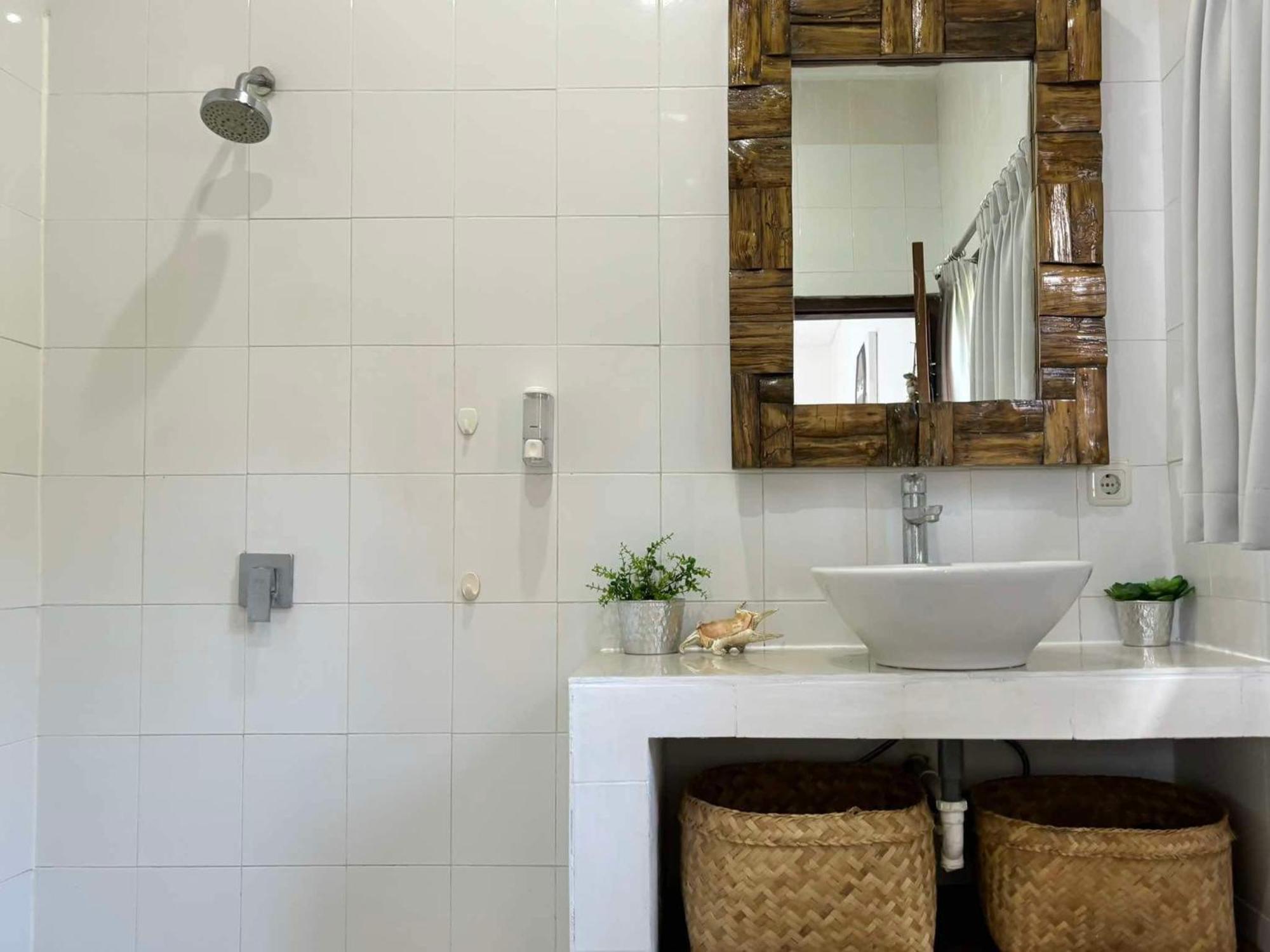 The Captains Villa Nusa Lembongan  Exterior photo